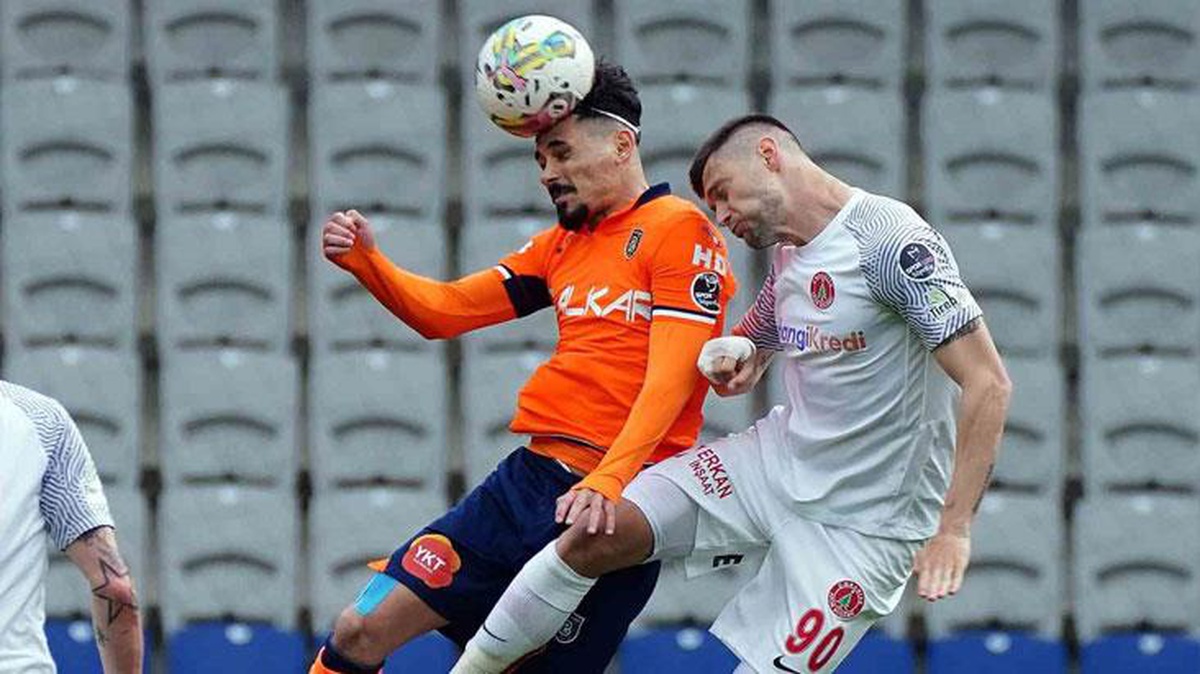 Maç sürerken Ümraniyespor\'dan çok sert açıklama: Yazıklar olsun