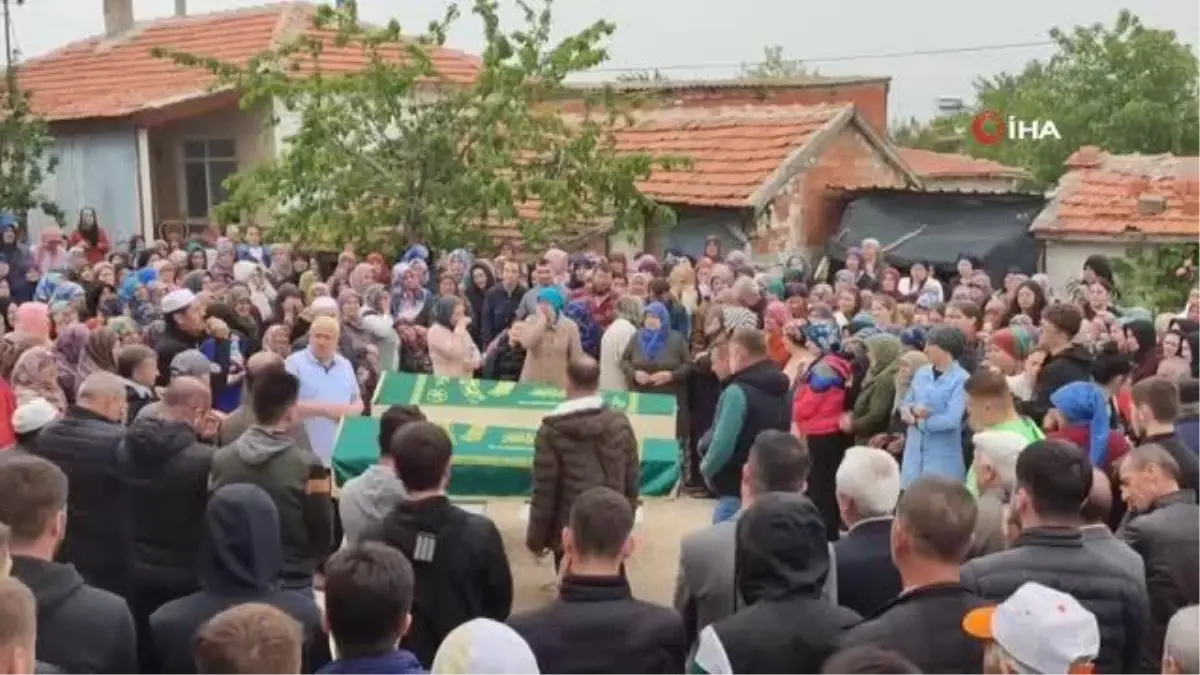 Önce 18 yaşındaki futbolcu, bir saat sonra babası kalp krizinden öldü