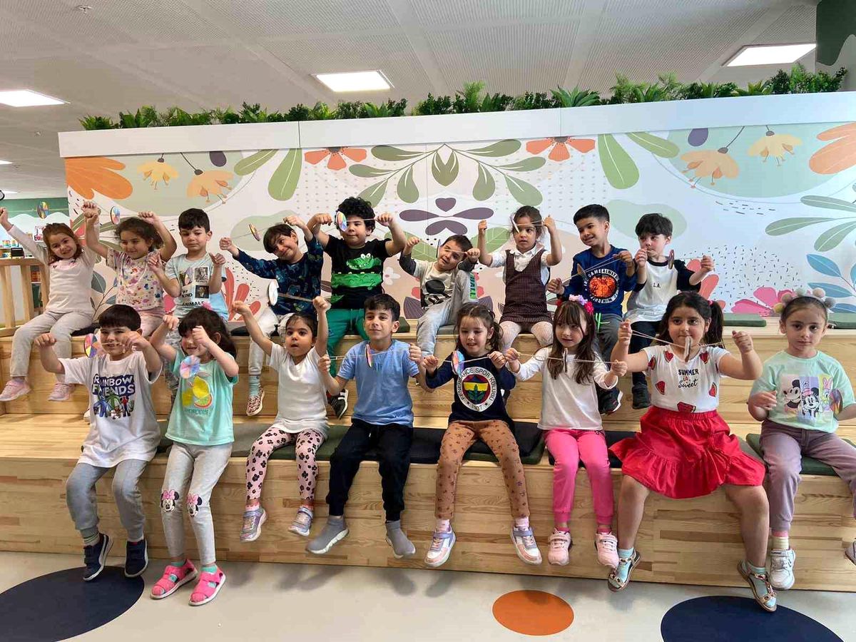 Oyuncak Kütüphanesi\'nde miniklerle Oyuncak Yapım Atölyesi