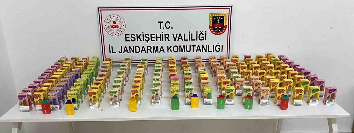 Eskişehir\'de Kaçak Elektronik Sigara Operasyonu: 168 Adet Ele Geçirildi