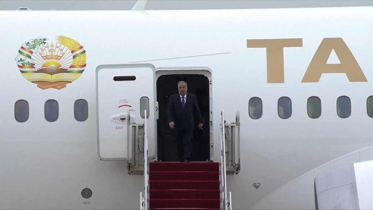 Tacikistan Cumhurbaşkanı, Çin-Orta Asya Zirvesi İçin Xi\'an\'da
