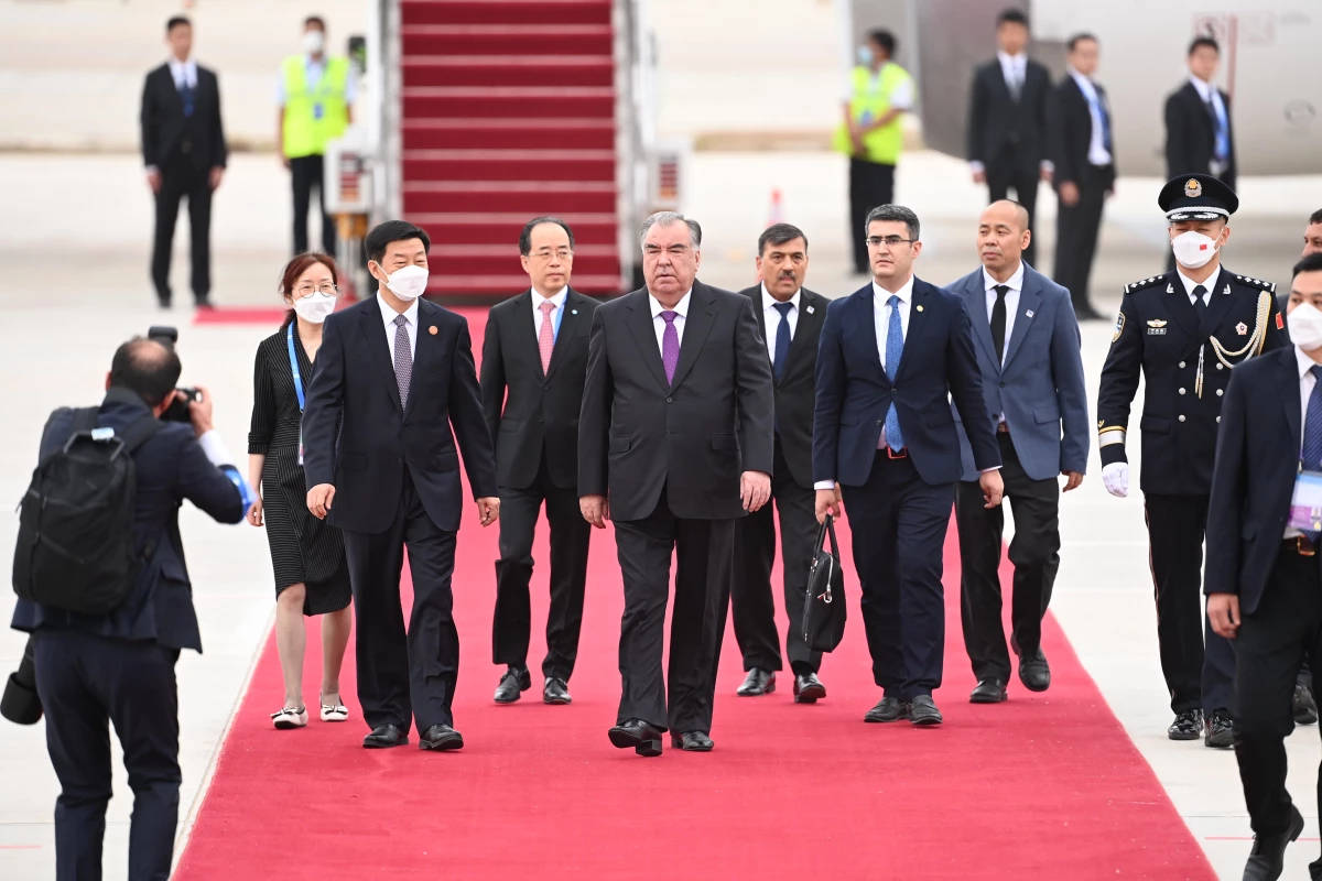 Tacikistan Cumhurbaşkanı İmamali Rahman Çin-Orta Asya Zirvesi\'ne katılmak üzere Xi\'an\'a geldi