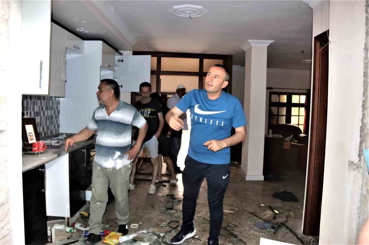 Antalya\'da Hollandalı sahibinin ölümünden sonra mesken edilen bina talan edildi
