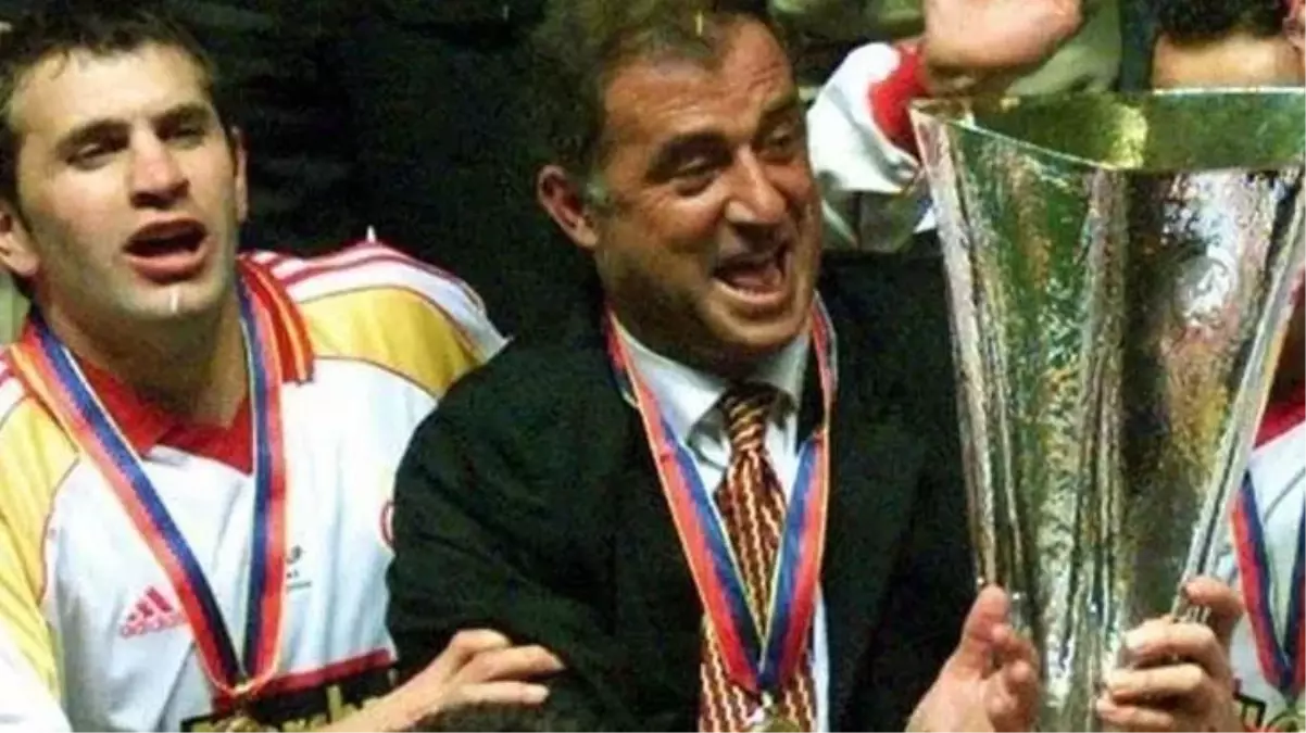 Okan Buruk\'tan UEFA Kupası zaferinin yıldönümünde taraftarı çıldırtan mesaj: Bu senenin sihri 23