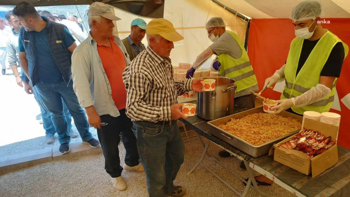 Antalya Büyükşehir Belediyesi\'nin Deprem Bölgesine Desteği Sürüyor