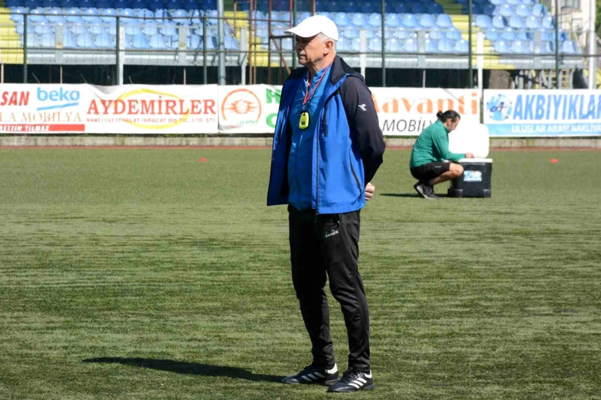 Artvin Hopaspor\'da Erbaaspor maçının hazırlıkları başladı
