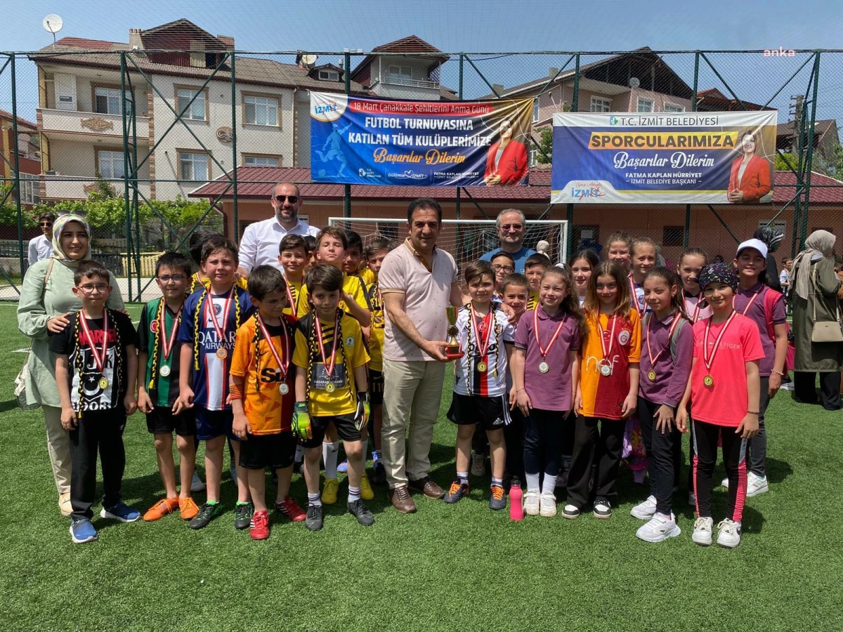 İzmit Belediyesi\'nin Spor Tesisleri, Futbol Turnuvasına Ev Sahipliği Yaptı