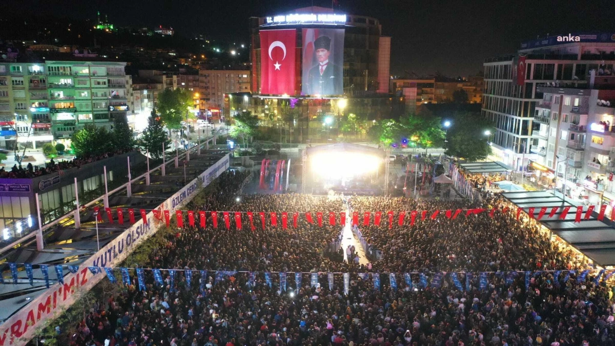 Aydın Büyükşehir Belediyesi 19 Mayıs\'ı Coşkuyla Kutladı
