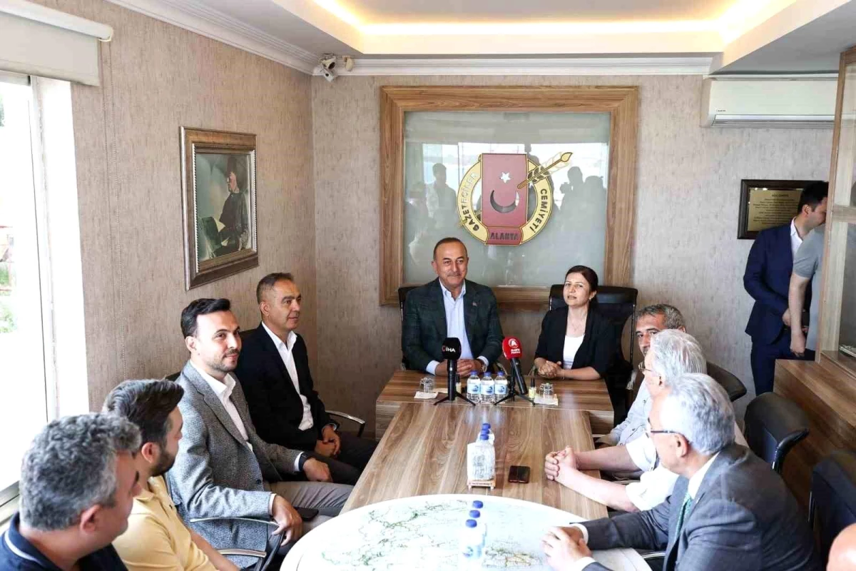 Bakan Çavuşoğlu: "İstanbul, Ankara ve Antalya\'yı da alacağız"