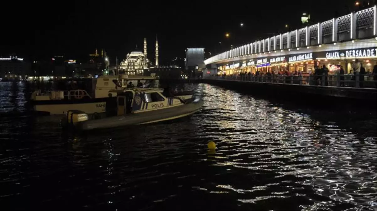 Galata Köprüsü\'nden denize atlayan kişi boğularak ölü olarak bulundu