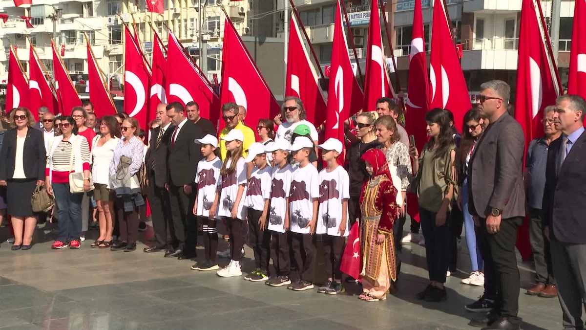 Konyaaltı\'nda 19 Mayıs Coşkusu… Başkan Esen: "Gençlere İnancımız Sonsuz. İkinci Turda Tüm Gençleri Sandığa Bekliyoruz"