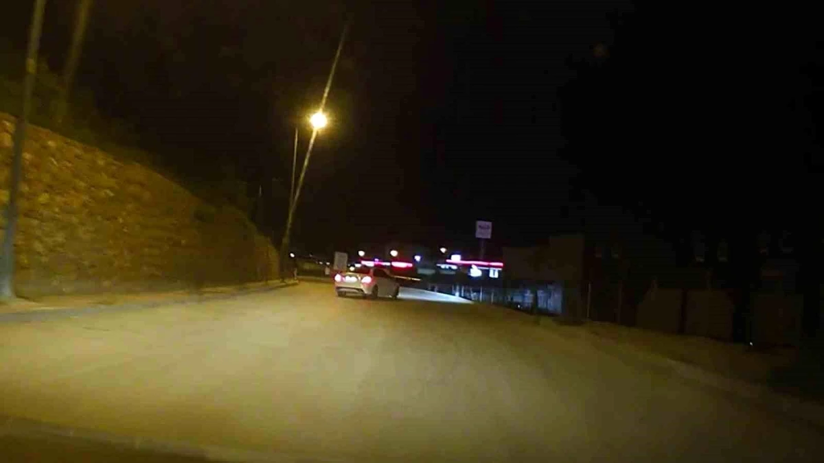 Trafikte Dehşet Saçan Sürücü Kameraya Yansıdı