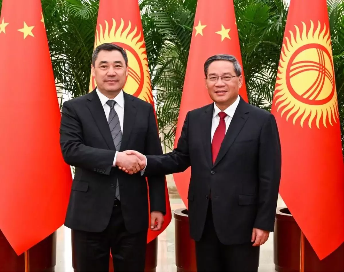 Çin Başbakanı Li Qiang, Kırgızistan Cumhurbaşkanı Sadır Caparov ile Görüştü