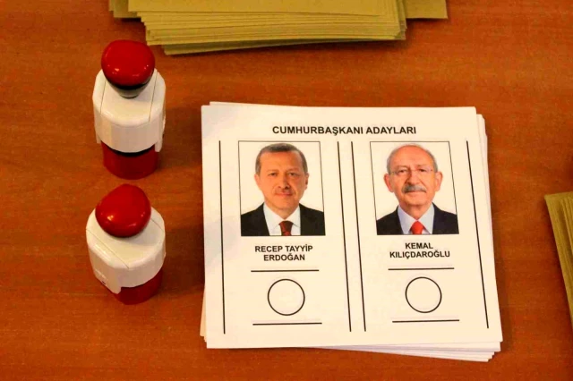 Cumhurbaşkanlığı 2. tur seçimi için yurt dışında oy kullanma işlemi başladı