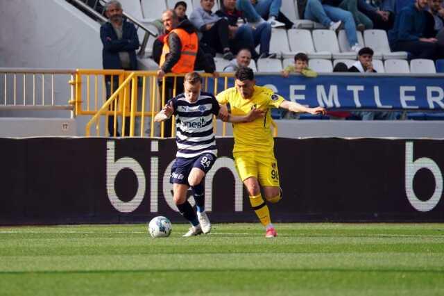 Düşme hattı alev alev! İstanbul derbisinde ev sahibine tek gol yetti