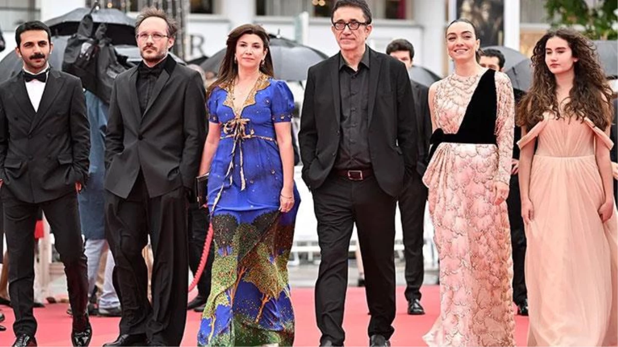 Cannes\'da bir Türk! Nuri Bilge Ceylan\'ın \'Kuru Otlar Üstüne\' film gösterimi yapıldı
