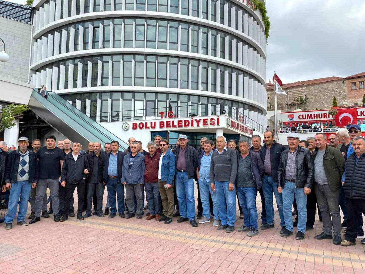 Bolu Belediyesi\'nden emekli tazminatlarını alamayan işçiler eylem yaptı
