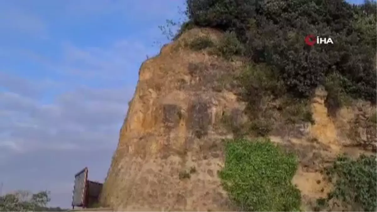 Falezlerden düşen genç hayatını kaybetti