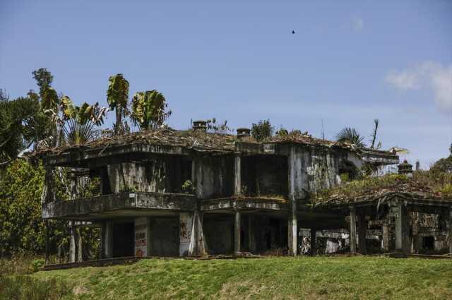 Pablo Escobar'ın malikanesi drone ile görüntülendi