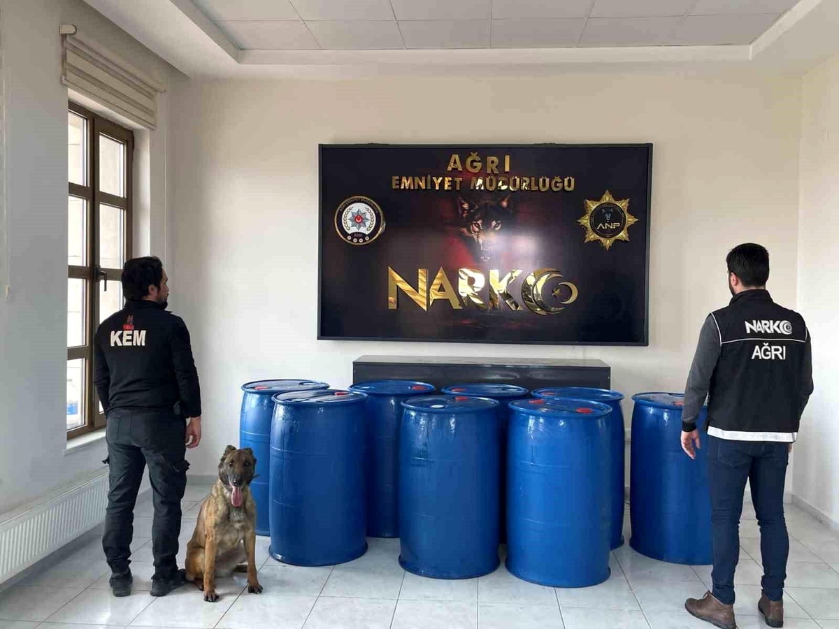Ağrı\'da uyuşturucunun kökü kurutuluyor