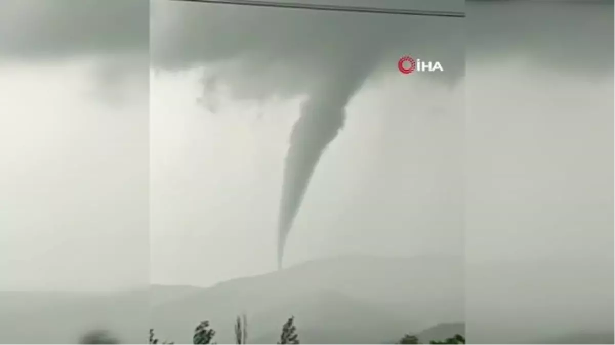 Amasya\'da Oluşan Hortum Paniğe Yol Açtı