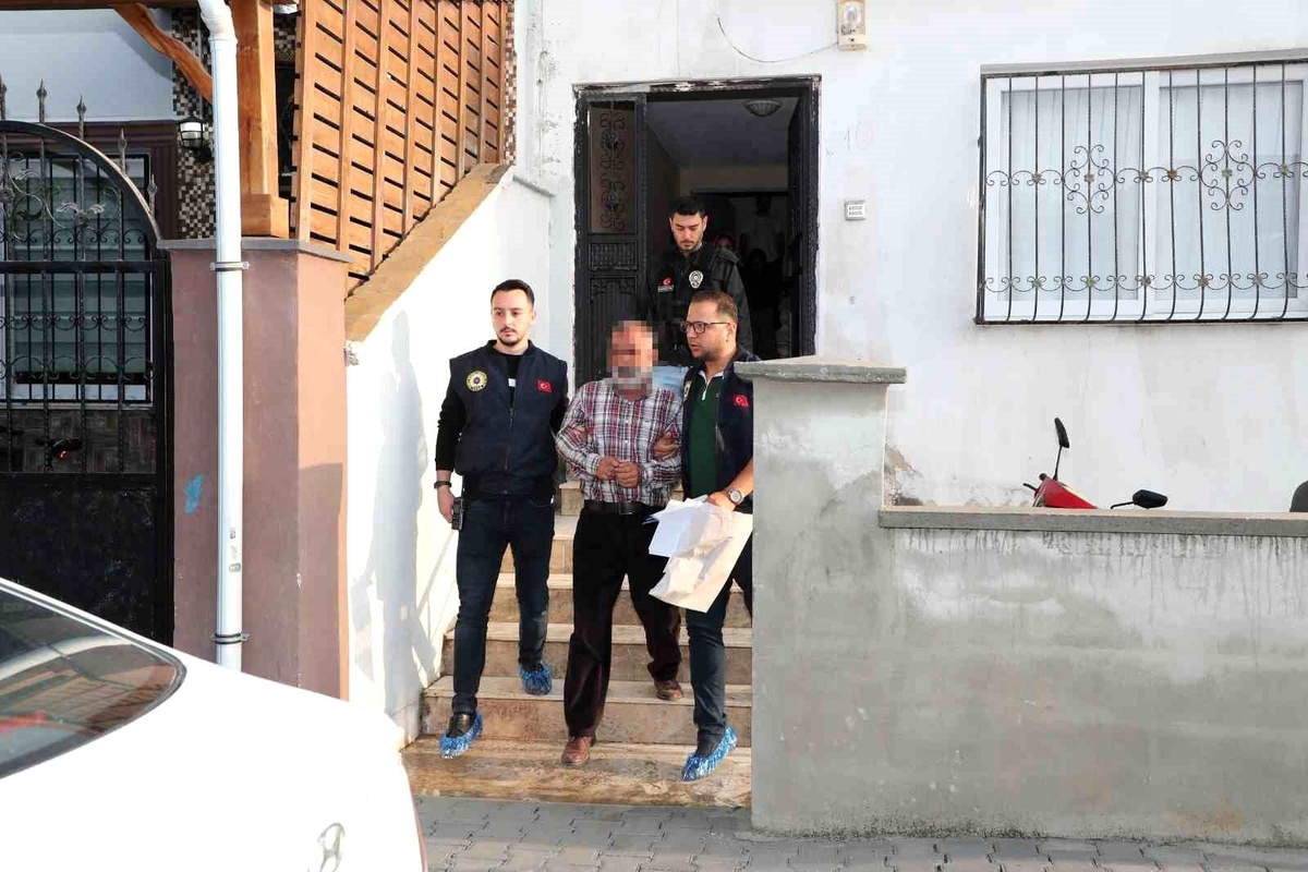 Mersin merkezli PKK/KCK operasyonu: 24 gözaltı