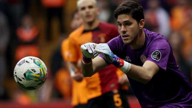 Muslera'nın yerine geçmeye geliyor! Galatasaray, Batuhan Şen'i hiçbir yere göndermeyecek