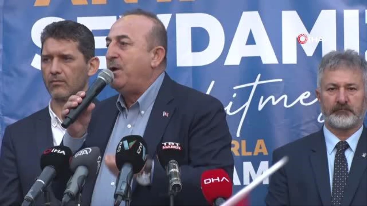 Bakan Çavuşoğlu: "Suriyelileri gönderelim ama insani bir şekilde Türk\'e yakışır bir şekilde gönderelim"