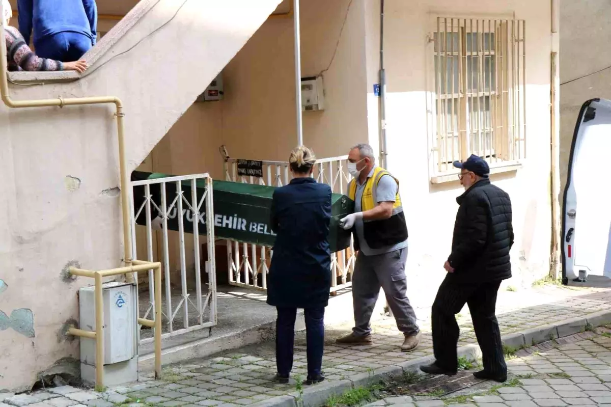 Görme problemi yaşayan adam pencereden düşerek hayatını kaybetti