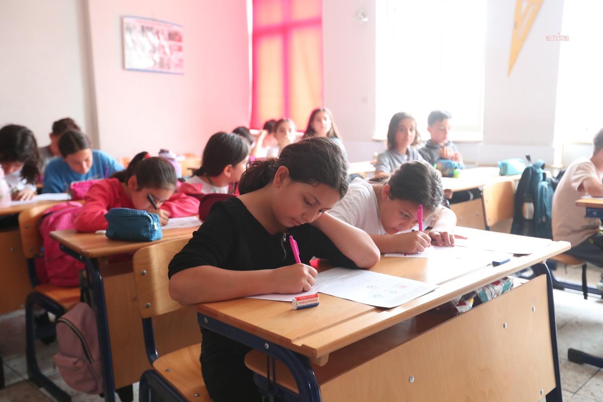 Merkezefendili Çocuklar, Geleceğin Dünyasına Hazırlanıyor