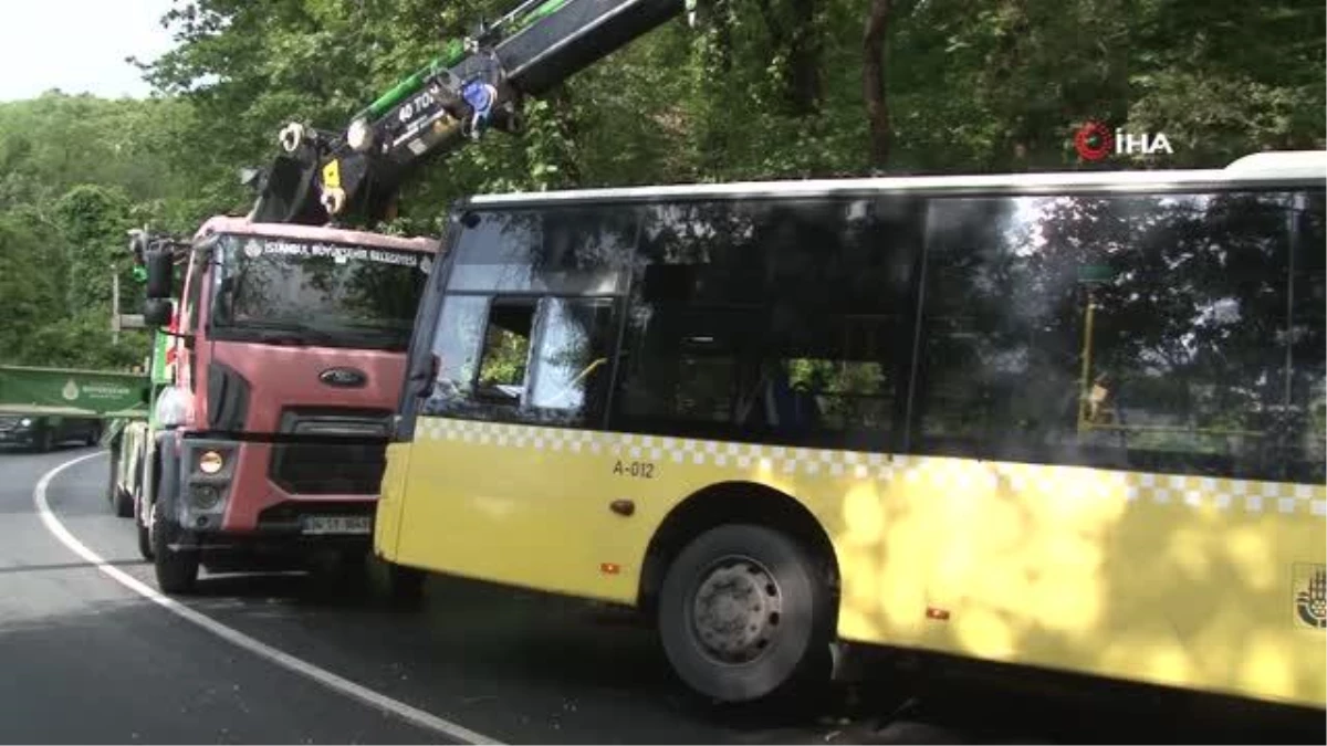Sarıyer\'de facianın eşiğinden dönüldü: İçerisinde yolcu bulunan İETT otobüsü kaza yaptı