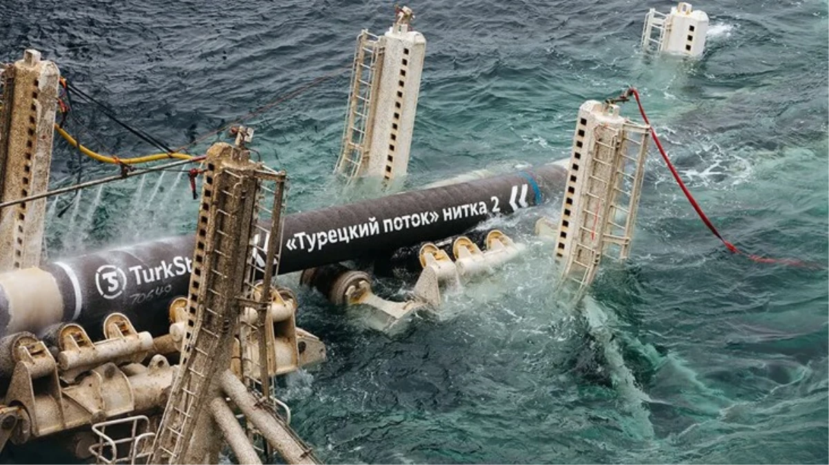 Rusya duyurdu: TürkAkım ve MaviAkım\'ı koruyan Rus donanmasına ait savaş gemisi saldırıya uğradı