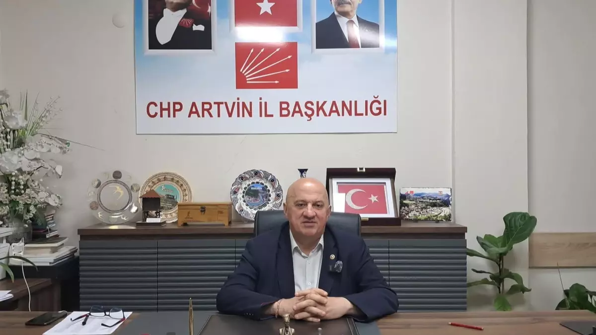 Uğur Bayraktutan: "28 Mayıs Akşamı Türkiye, Mustafa Kemal\'in Türkiye\'si Olacak. En Ufacık Karamsarlığa Kapılmayalım"