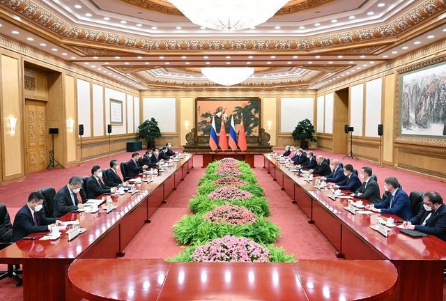 Xi, Rusya Başbakanı Mişustin ile Görüştü