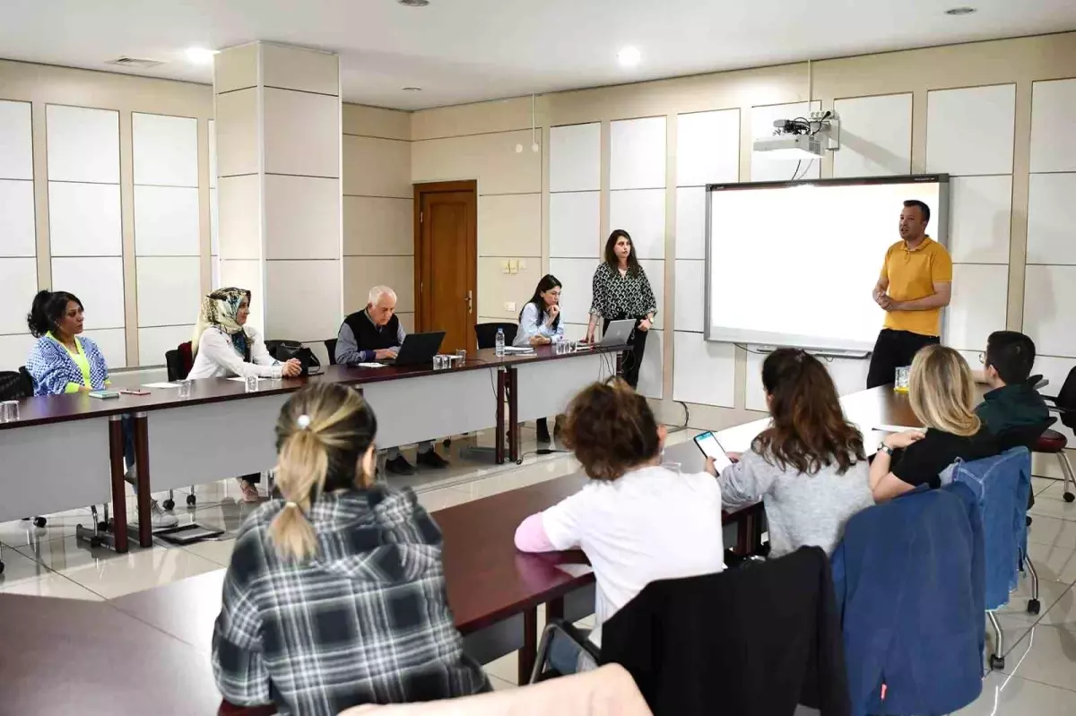 Tepebaşı İklim Sözcüleri programında iklim akademi çalışmaları tamamlandı