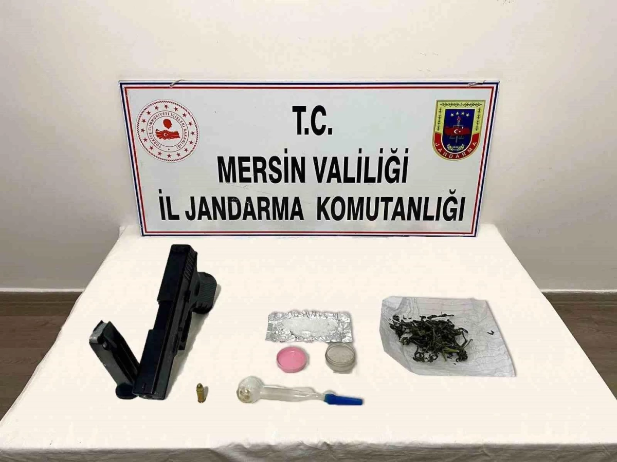 Mersin\'de uyuşturucu operasyonu: 4 gözaltı