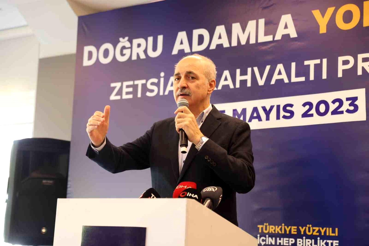 AK Parti Genel Başkanvekili Numan Kurtulmuş Zeytinburnu\'da iş adamlarıyla buluştu