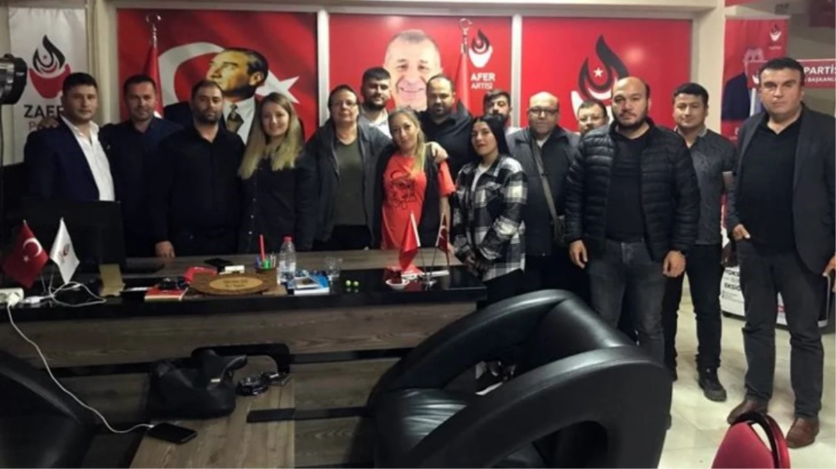 Özdağ\'ın "Kılıçdaroğlu" kararının ardından Zafer Partisi\'nde bir toplu istifa daha: Sinan Oğan\'ın tarafında yer almayı şeref sayarız