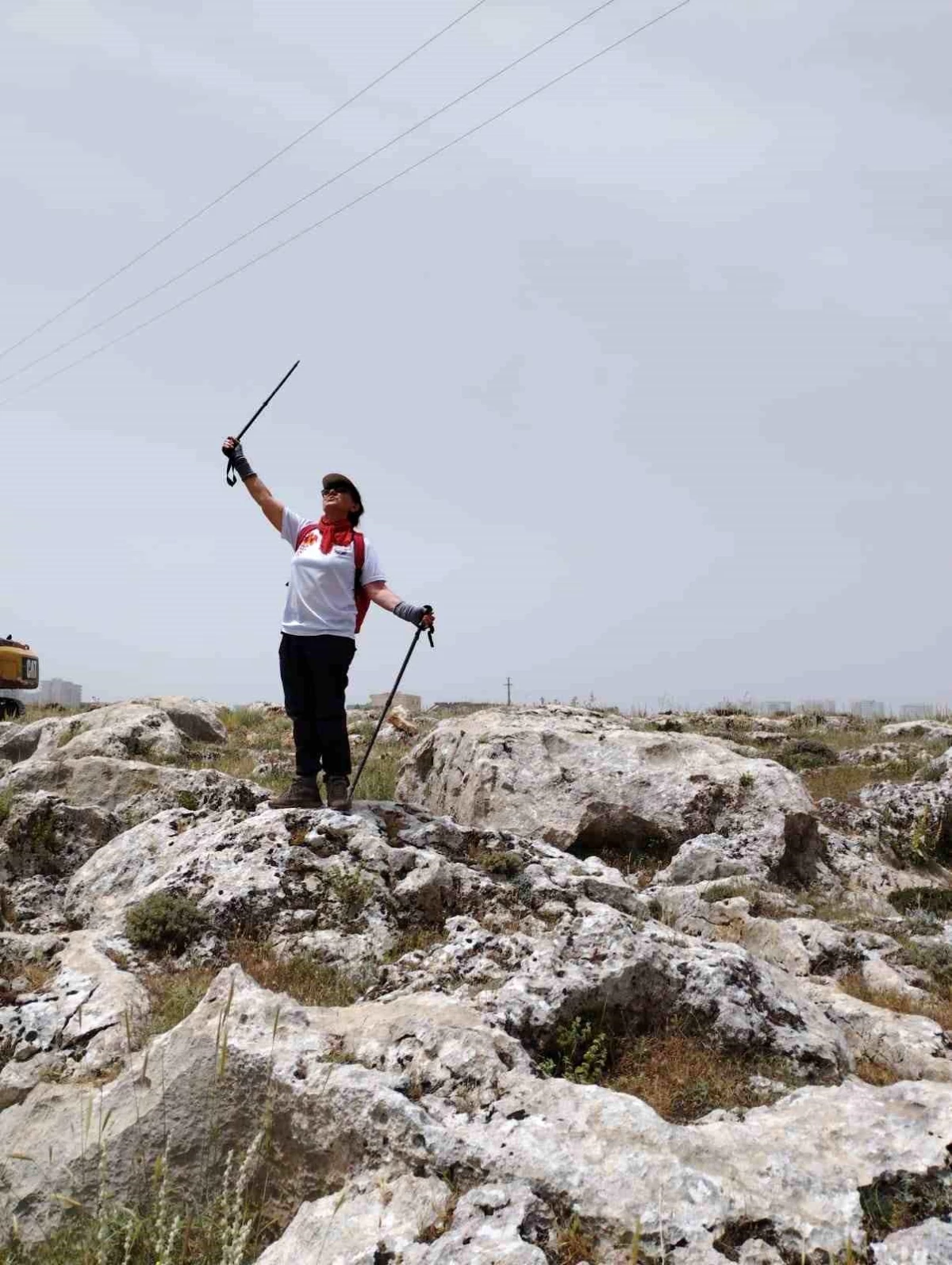 73 yaşındaki Nuran Demir, dağcılık sporuyla gençlere örnek oluyor