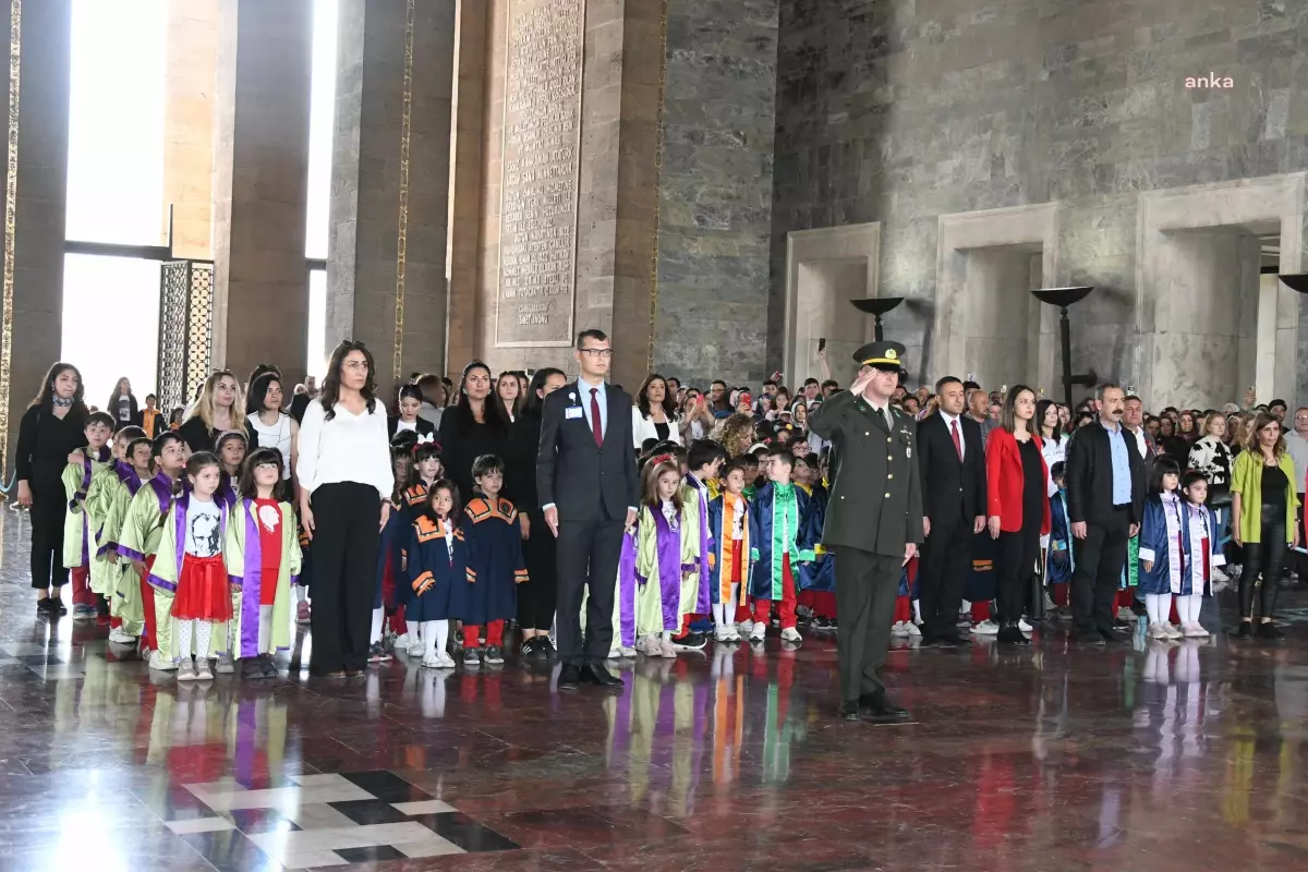 Çankayalı Çocuklar Anıtkabir\'i Ziyaret Etti