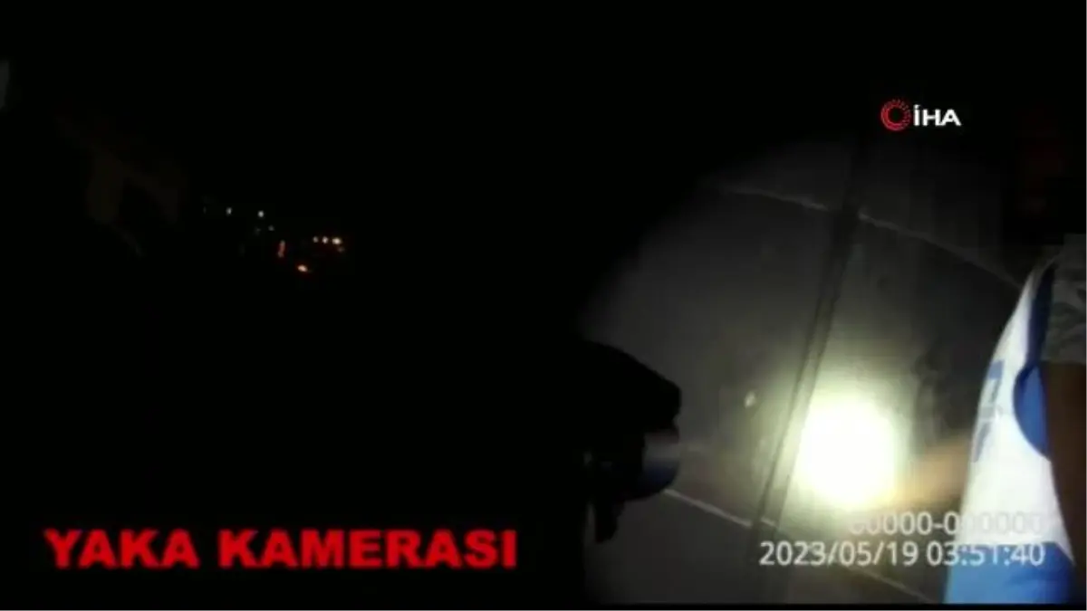 Camiden hırsızlık yapan şahıslar bekçilerin kovalamacası sonucu yakalandı