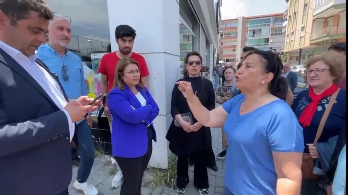 CHP Merkezefendi İlçe Kadın Kolları Üyelerine Saldırı