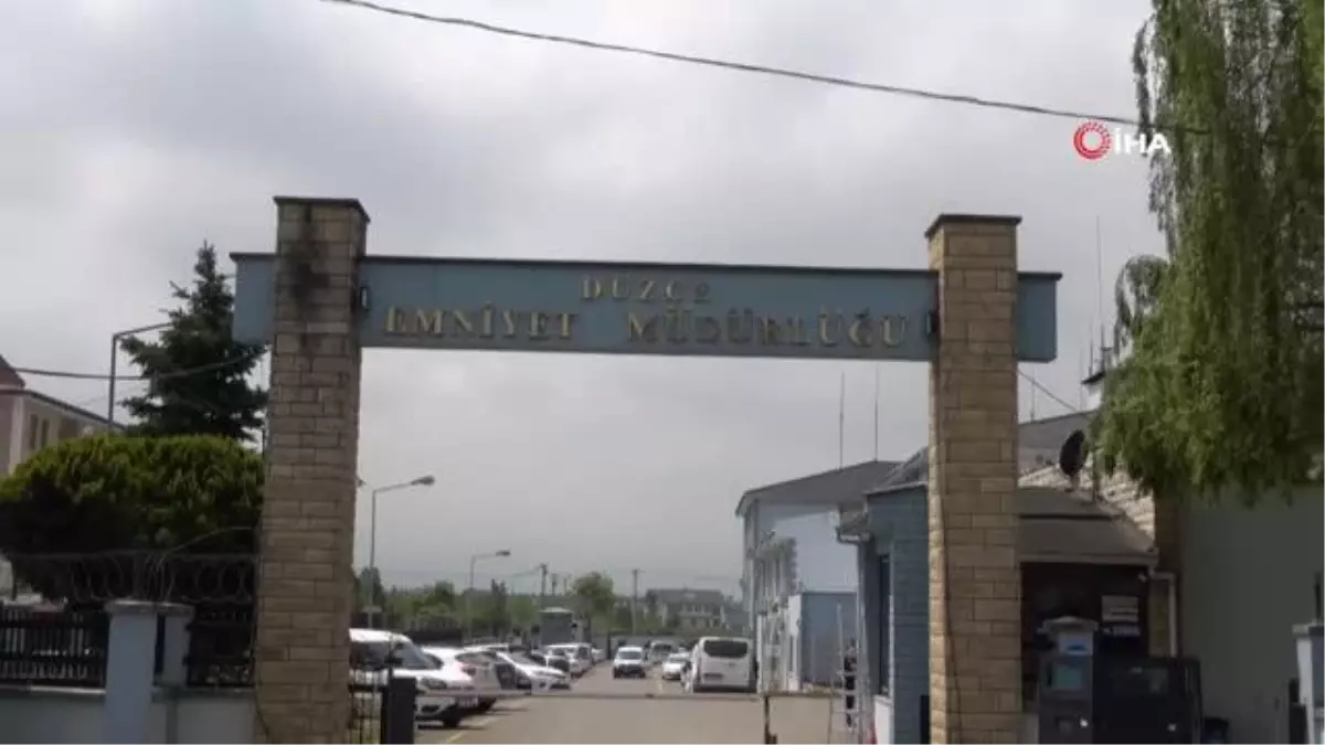 Düzce\'de FETÖ operasyonunda gözaltına 5 kişiden 1\'i tutuklandı