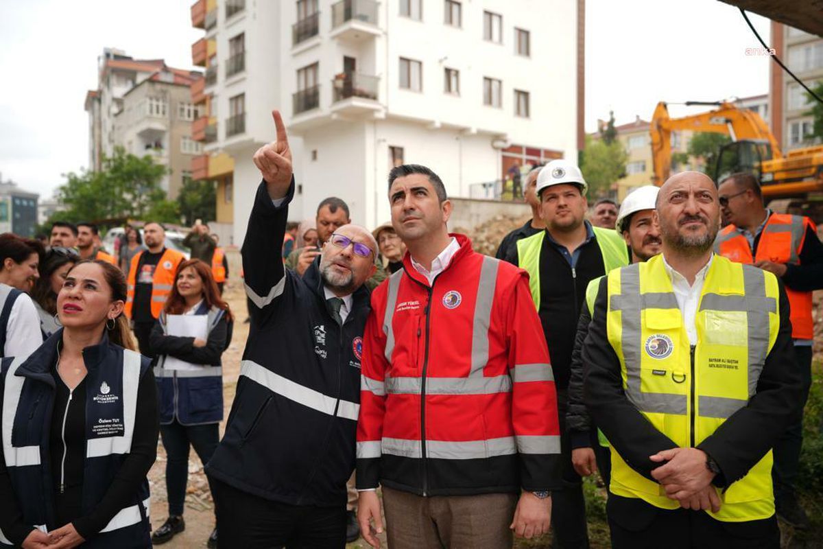 Kartal Belediyesi, Depreme Dayanıksız Binaları Yıkıyor
