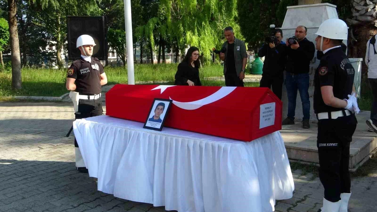 Muğla\'da trafik kazasında hayatını kaybeden polis memuru için tören düzenlendi
