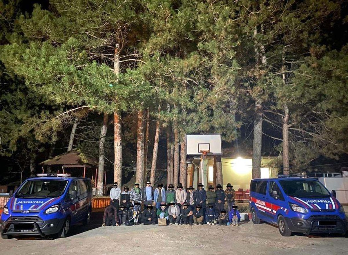Kırklareli\'nde 5 Ayda 4 Bin 343 Kaçak Göçmen Yakalandı