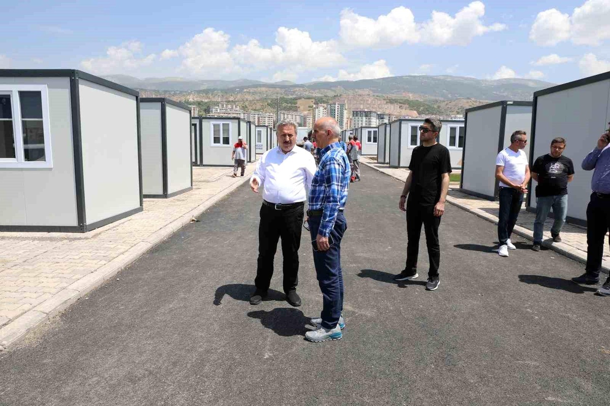 Kahramanmaraş\'ta Depremzedeler İçin Yaşam Alanı Tamamlandı