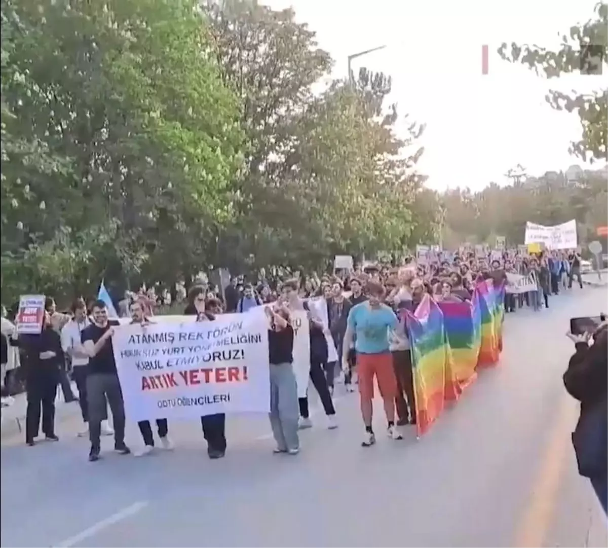 ODTÜ\'de LGBT yürüyüşü