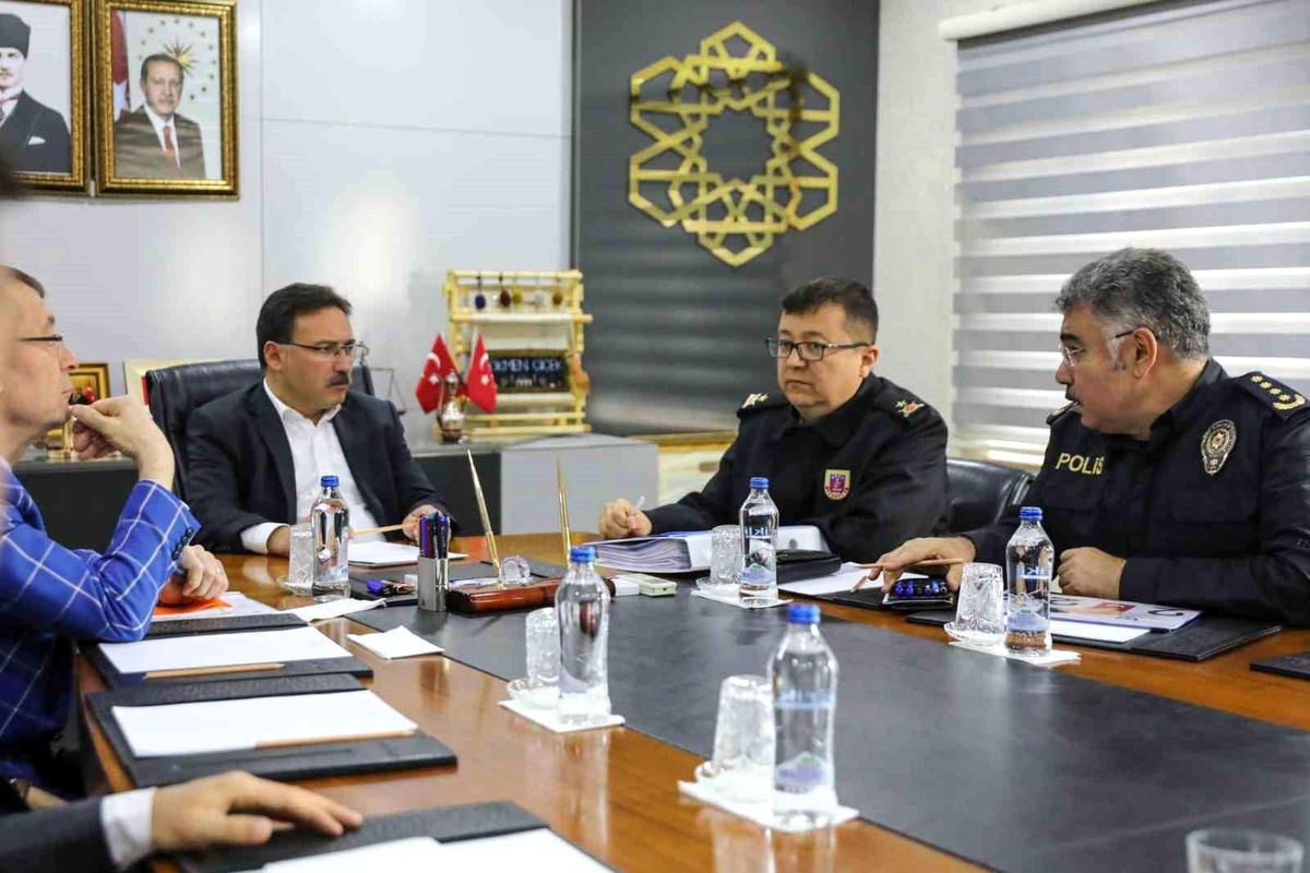 Kayseri\'de Seçim Güvenliği Toplantısı Yapıldı
