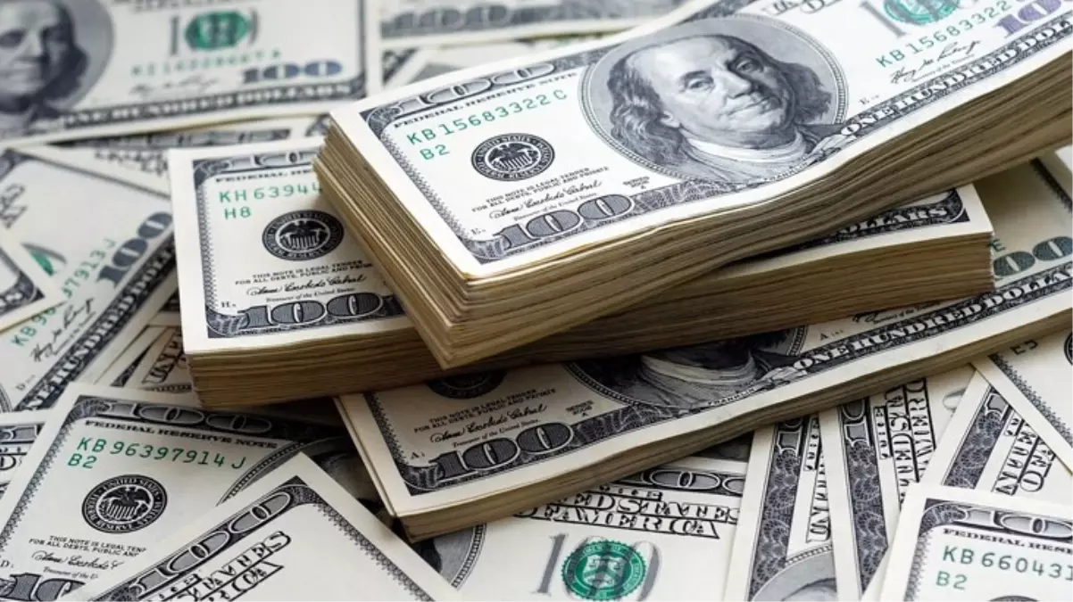 Seçim öncesi ateşi düşmüyor! Gece yarısı tarihi zirveyi gören dolar 20 liranın üzerinde seyrediyor